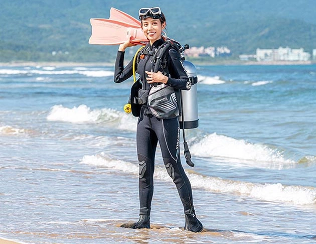 夾克式浮力控制背心-白