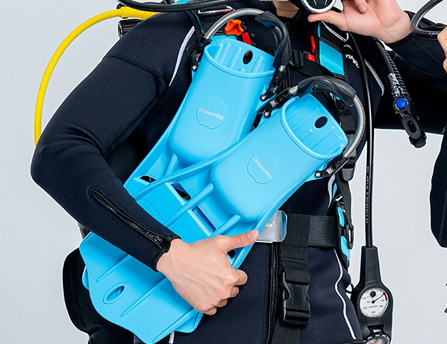 OceanMAX 噴射橡膠蛙鞋 -天藍